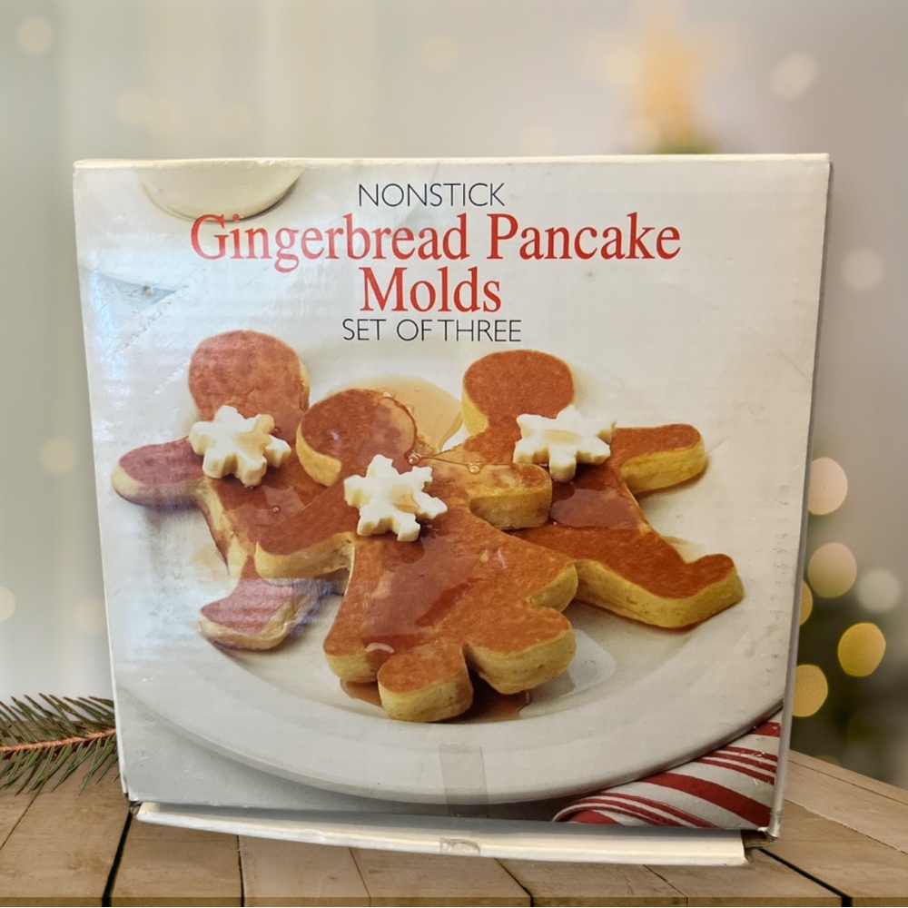 Nonstick Gingerbread Pancake Molds With Handles by Amco 2001 Set Of 3
